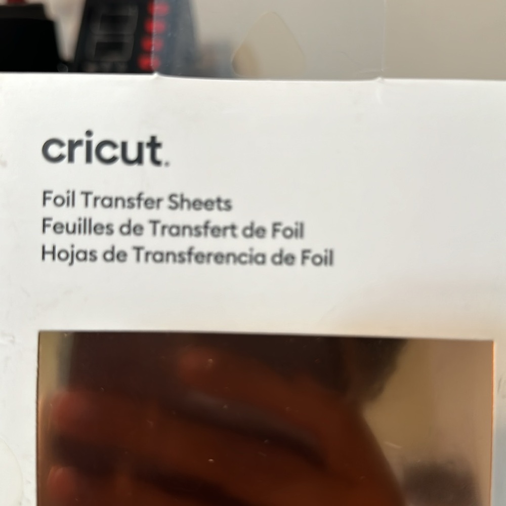 Cricut® Foil Transfer Sheets Sampler, Metallic - Picture 4 of 5